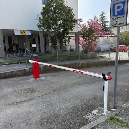 Attico Belvedere Randi Apartmán *